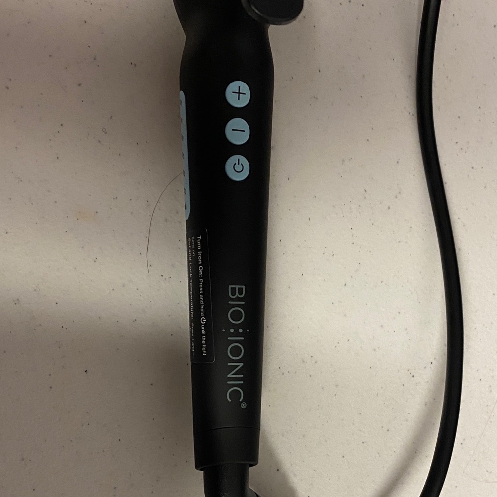 Bio Ionic Black Long Barrel Styler 1.25” Pro Curling Iron - Picture 3 of 7